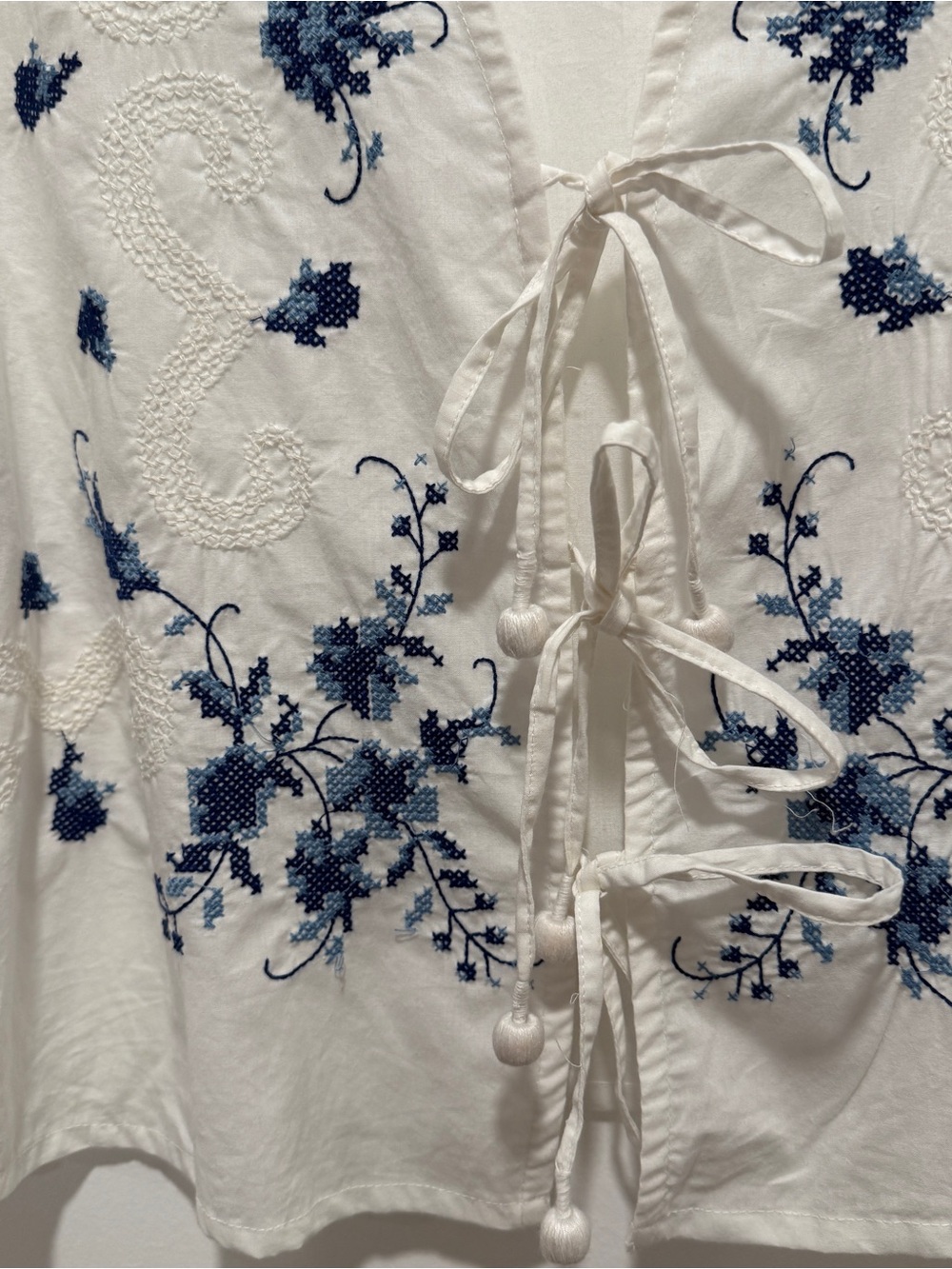Jennifer & Grace White V-Neck Embroidered Peasant Blouse with Blue Floral Detail - Picture 4 of 8